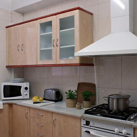 Ainb B&B Eixample-Muntaner Barcelona Eksteriør bilde