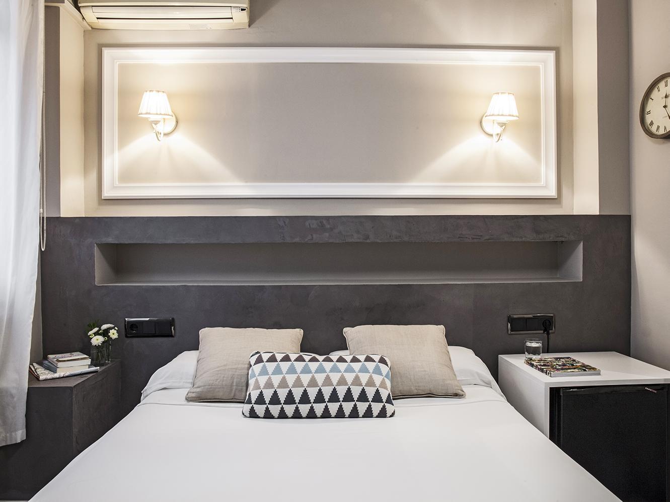 Ainb B&B Eixample-Muntaner Barcelona Eksteriør bilde