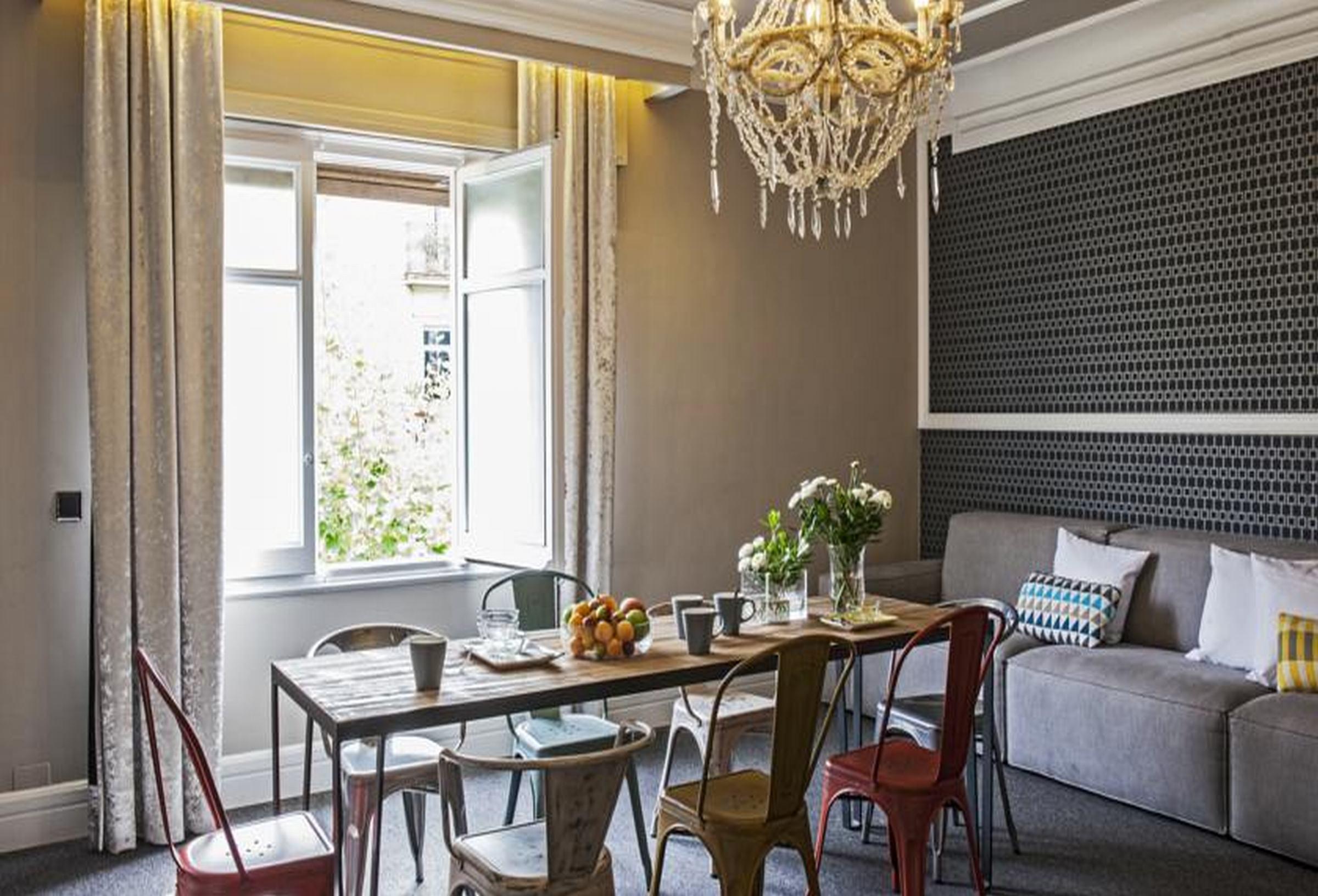 Ainb B&B Eixample-Muntaner Barcelona Eksteriør bilde