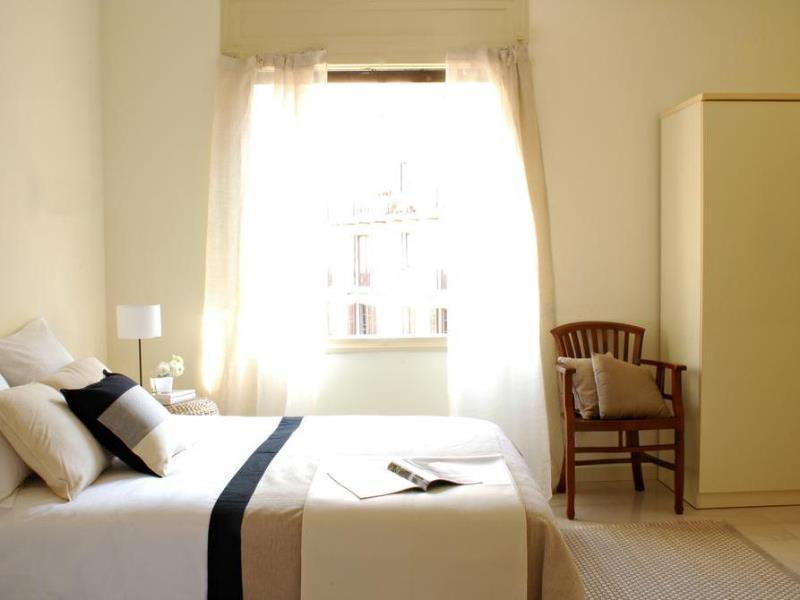 Ainb B&B Eixample-Muntaner Barcelona Eksteriør bilde